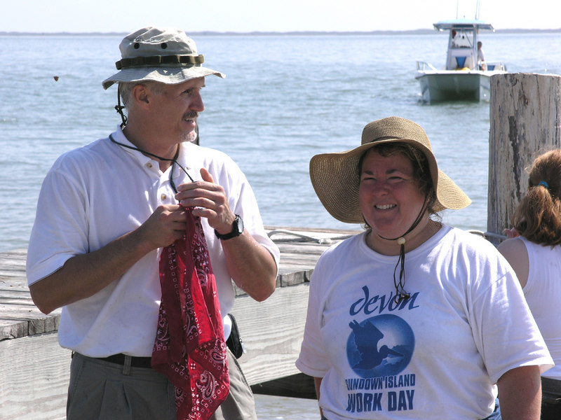 SundownIsland > Devon's Bill Parker and Lynn Travis get ready for the lunch break.  (photo by Steve Tripp)
